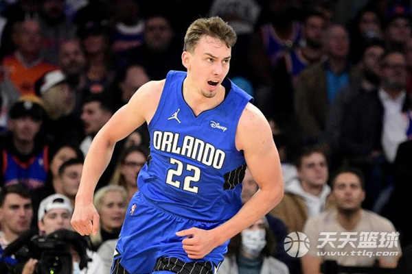 的年轻球员 的年轻球员