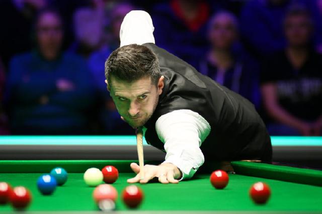 体育朱婷登国际排联官方宣传海报