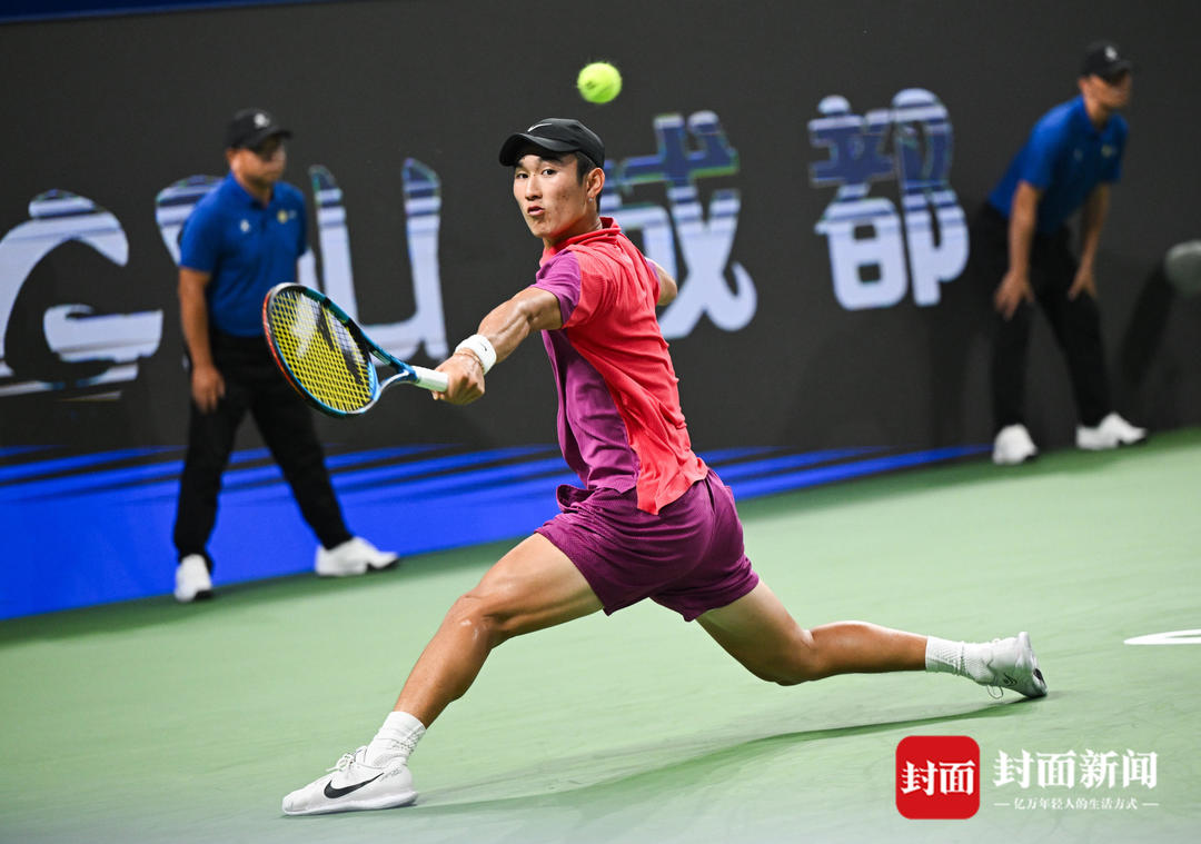 詹姆斯30+8+8东契奇30+10 湖人擒鹈鹕取得三连胜